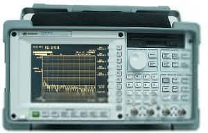 HP / Agilent 35670A FFT Dynamic Signal Analyzer, DC-102.4 kHz