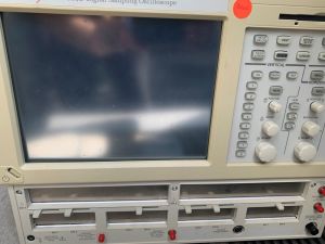 Tektronix CSA8000 Communications Signal Analyzer #80002