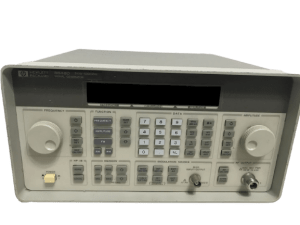 Agilent / Keysight 8648D Synthesized RF Signal Generator, 9 kHz to 4000 MHz