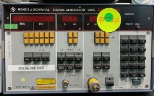 Rohde & Schwarz SMS Signal Generator with B2,B3,B4 *CALIBRATED*